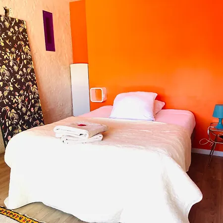 L'annexe St Armand - A 2 Pas De La L'eyre - *